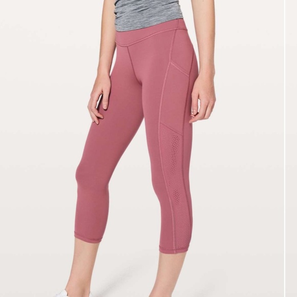 lululemon athletica Pants - Lululemon ready to race crop 21”